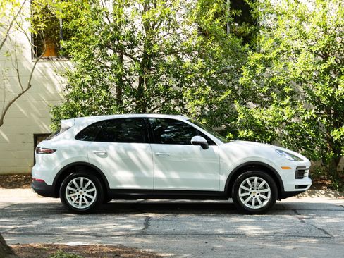 Used 2019 Porsche Cayenne AWD/4WD image 8