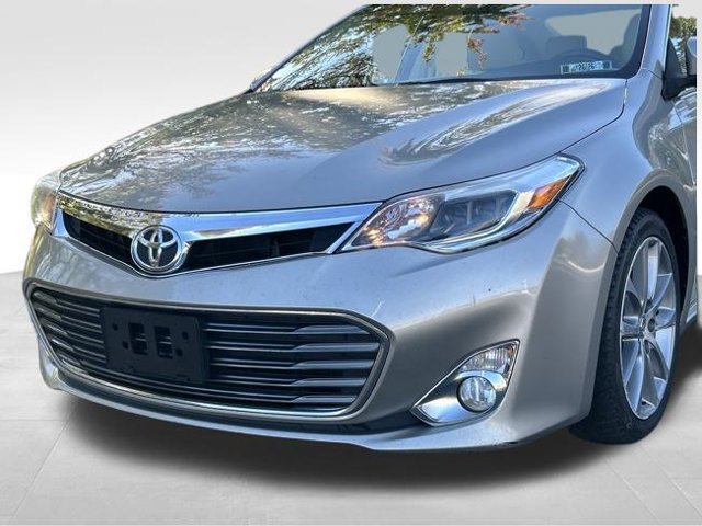 Used 2014 Toyota Avalon XLE Touring FWD image 9