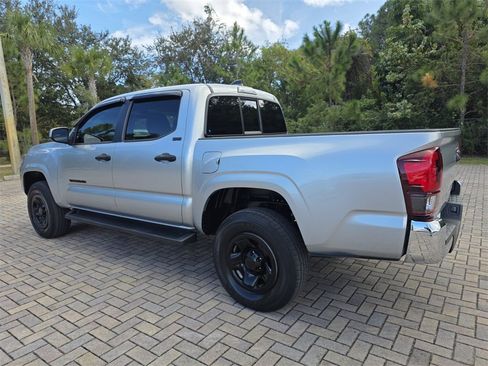 Certified 2023 Toyota Tacoma SR5 image 9