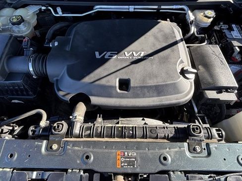 Used 2017 Chevrolet Colorado Z71 image 25