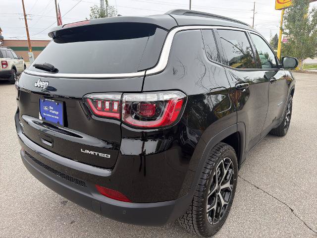 Used 2025 Jeep Compass Limited AWD/4WD image 8