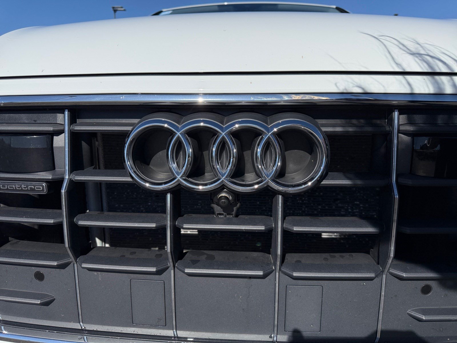 Used 2023 Audi Q8 Premium Plus AWD/4WD image 22