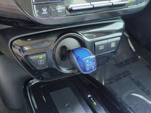 Used 2021 Toyota Prius XLE w/ Carpet Mat Package (TMS) FWD image 12