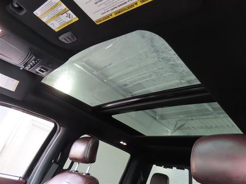 Used 2017 Ford F450 Platinum w/ Platinum Ultimate Package image 28