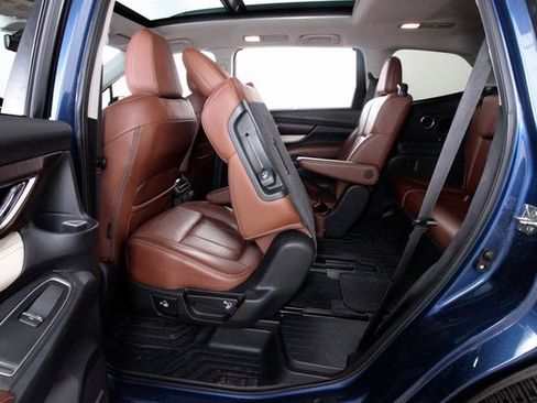 Used 2019 Subaru Ascent Touring w/ Popular Package #3 image 30