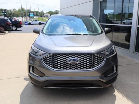 Used 2024 Ford Edge SEL w/ Convenience Package AWD/4WD image 6