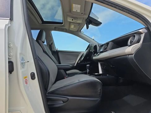 Used 2018 Toyota RAV4 Limited image 47