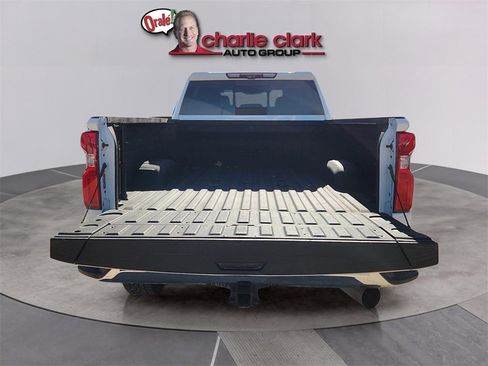 Used 2024 Chevrolet Silverado 2500 LTZ w/ LTZ Convenience Package image 5