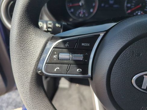Used 2021 Kia Forte LXS FWD image 22