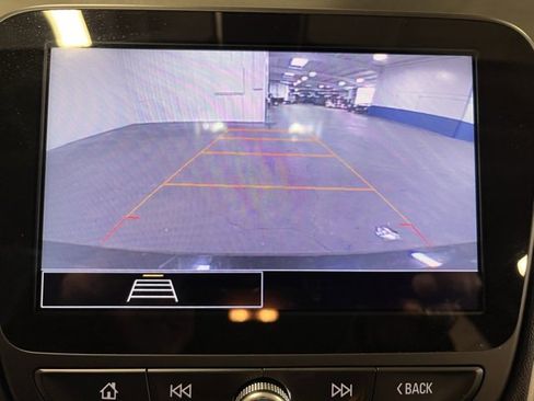 Used 2022 Chevrolet Malibu LT image 27