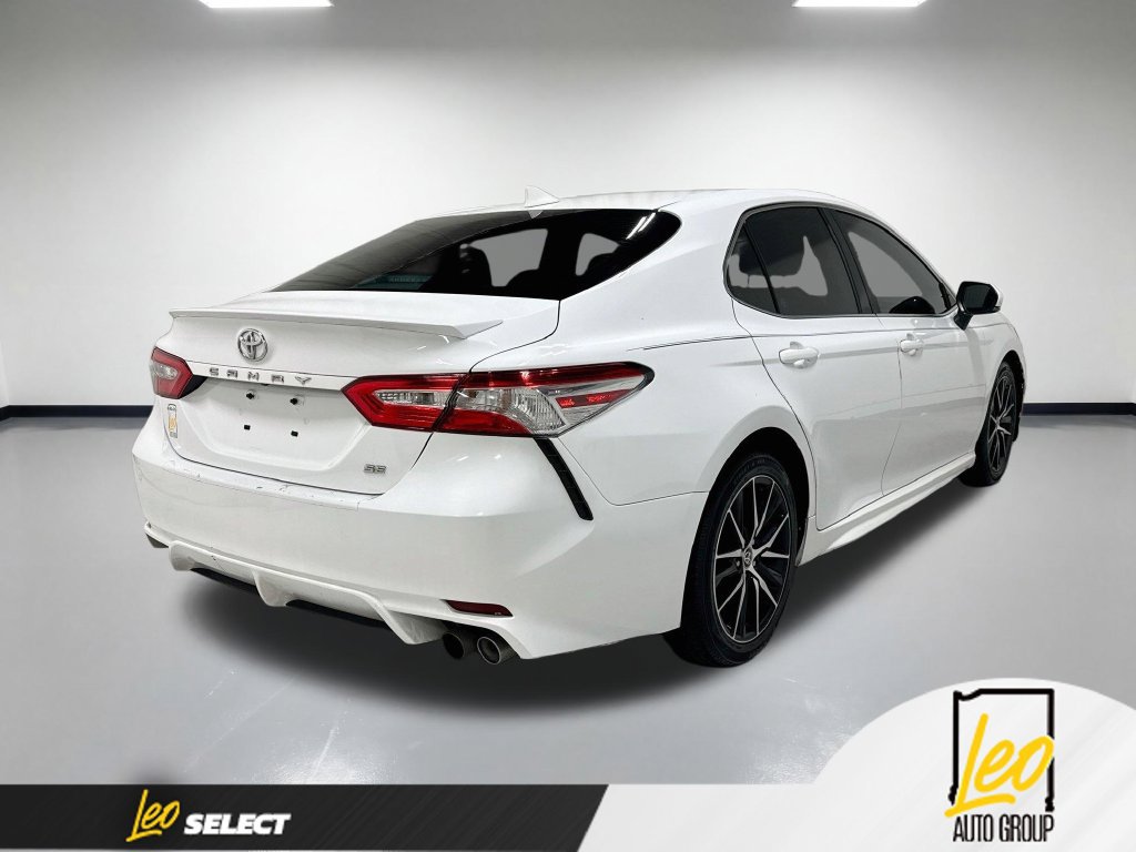 Used 2020 Toyota Camry SE w/ Convenience Package FWD image 8