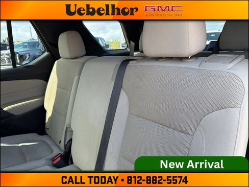 Used 2023 Chevrolet Traverse LS w/ Safety Package AWD/4WD image 17