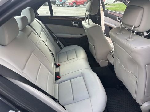 Used 2011 Mercedes-Benz E 350 Sedan image 15