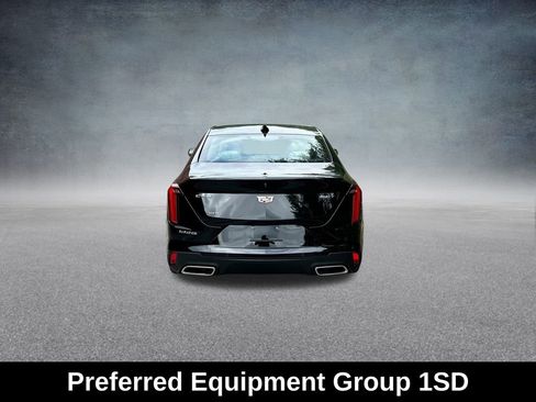 Used 2025 Cadillac CT4 Premium Luxury image 8