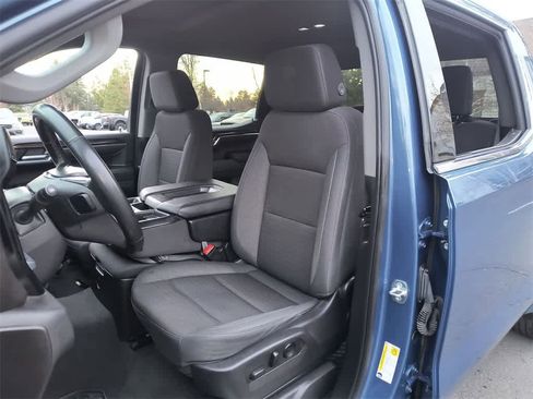 Used 2024 GMC Sierra 1500 SLE image 11