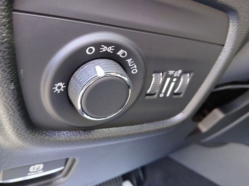 New 2025 Jeep Grand Cherokee L Altitude image 37