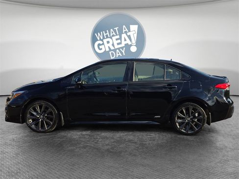 Used 2023 Toyota Corolla SE image 7