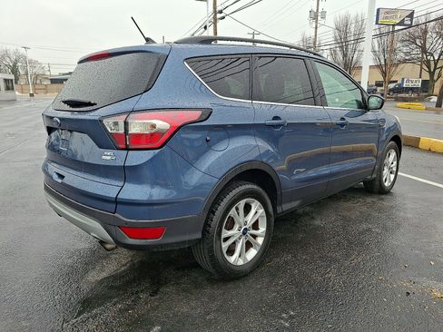 Used 2018 Ford Escape SEL image 5
