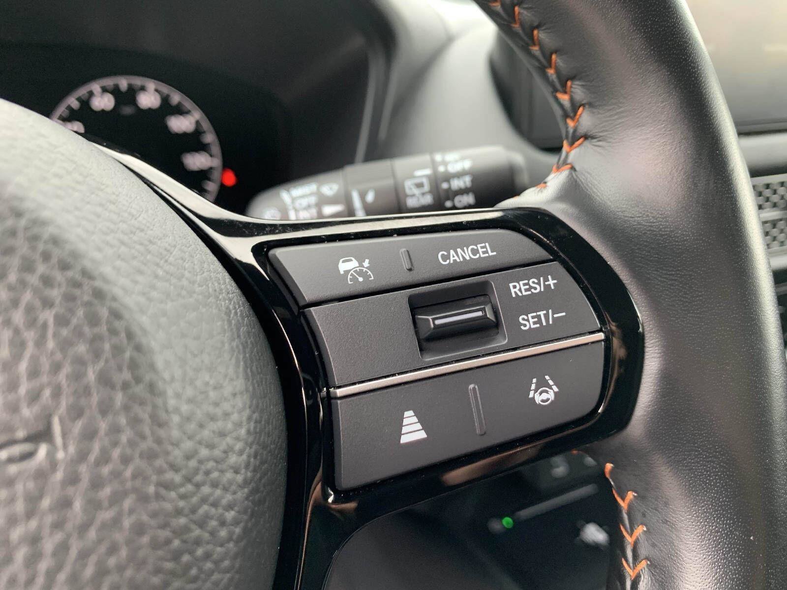 Certified 2026 Honda HR-V Sport image 15
