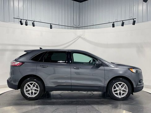 Used 2024 Ford Edge SEL image 10