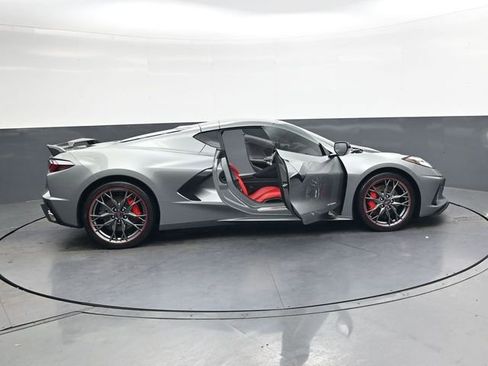 Used 2024 Chevrolet Corvette Stingray Coupe w/ Z51 Performance Package image 37