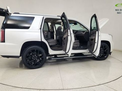 Used 2019 GMC Yukon Denali w/ Denali Ultimate Package AWD/4WD image 56