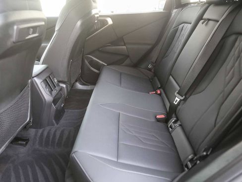 Used 2025 BMW X3 xDrive30i w/ Convenience Package image 15