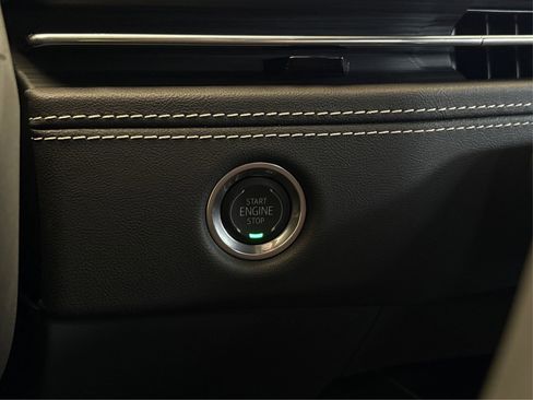 New 2026 Cadillac Escalade Luxury AWD/4WD image 27