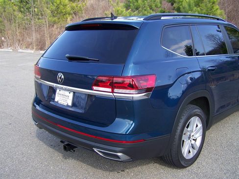 Used 2021 Volkswagen Atlas S image 32