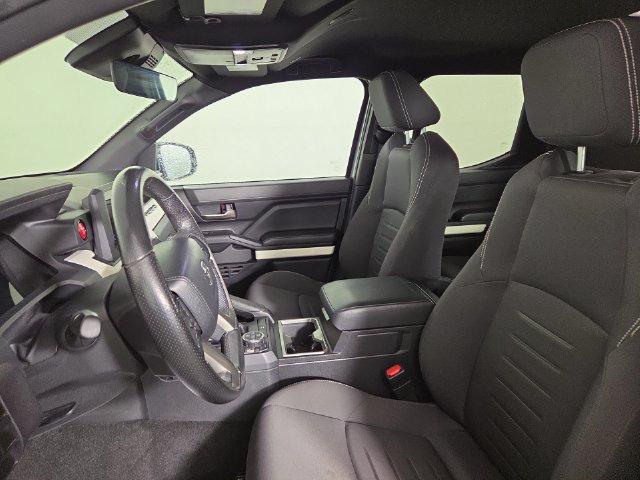 Used 2024 Toyota Tacoma TRD Off-Road AWD/4WD image 13