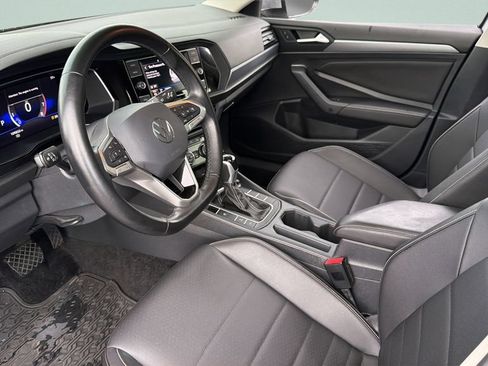 Used 2023 Volkswagen Jetta SE FWD image 28