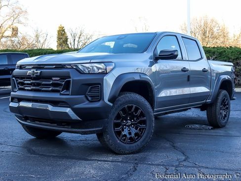 New 2026 Chevrolet Colorado Trail Boss AWD/4WD image 2