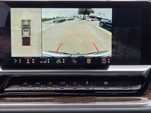 Used 2025 GMC Sierra 1500 Elevation w/ Elevation Premium Package image 18