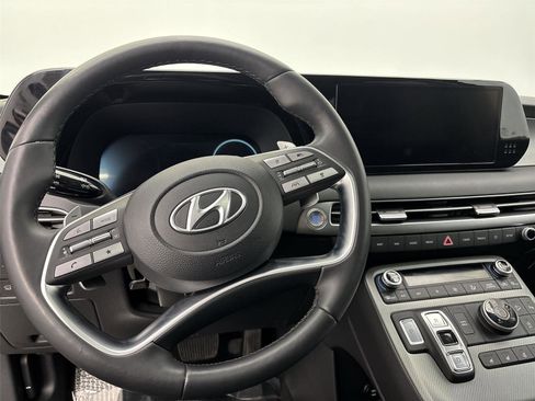 Used 2023 Hyundai Palisade SEL image 22