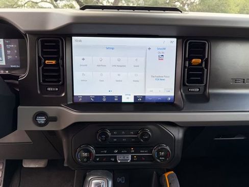 Used 2023 Ford Bronco Badlands AWD/4WD image 13