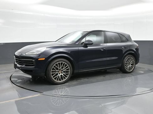 Certified 2023 Porsche Cayenne S Platinum AWD/4WD image 1