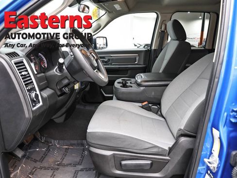 Used 2024 RAM 1500 Classic SLT image 14