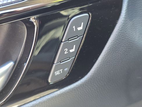 Used 2023 Honda CR-V EX-L image 30