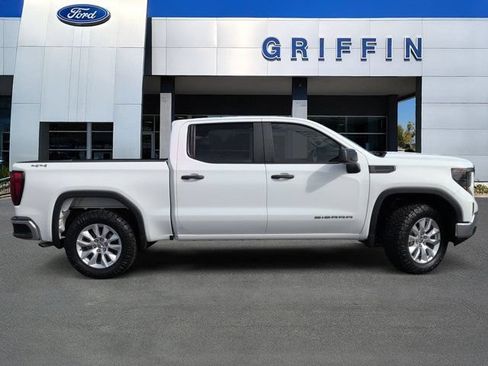Used 2024 GMC Sierra 1500 Pro w/ Trailering Package AWD/4WD image 3