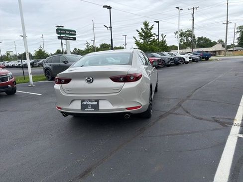 Used 2025 MAZDA MAZDA3 s FWD image 9