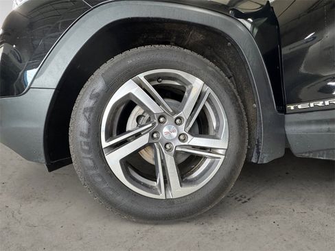 Used 2020 GMC Terrain SLT image 14