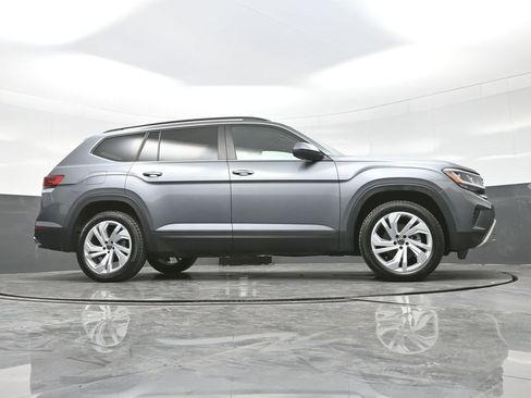 Used 2021 Volkswagen Atlas SE w/ Panoramic Sunroof Package image 27