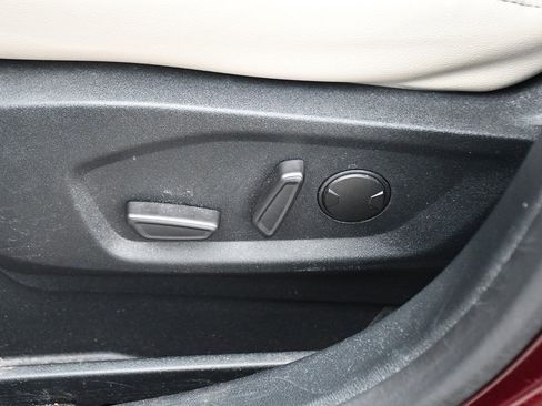 Used 2020 Ford Edge Titanium w/ Equipment Group 301A image 14