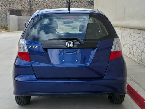 Used 2013 Honda Fit image 4