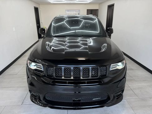 Used 2018 Jeep Grand Cherokee SRT AWD/4WD image 16