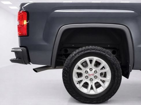 Used 2017 GMC Sierra 1500 SLE w/ SLE Value Package AWD/4WD image 10