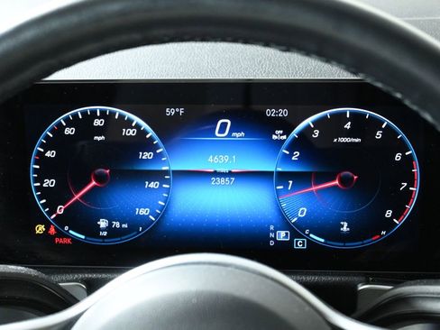 Certified 2023 Mercedes-Benz GLB 250 4MATIC image 18