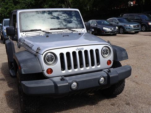 Used 2012 Jeep Wrangler Sport AWD/4WD image 2