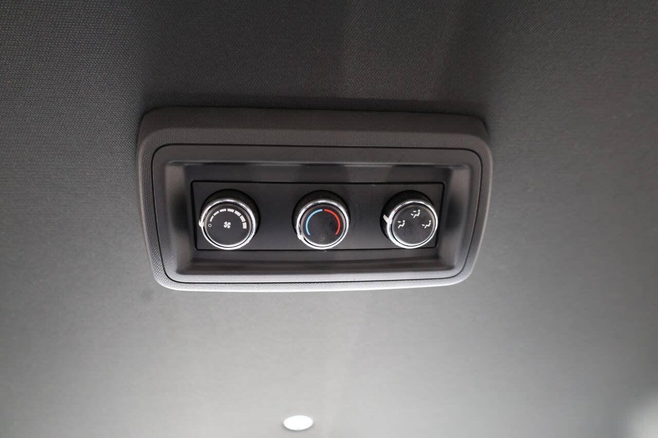 Used 2017 Dodge Grand Caravan SXT FWD image 23