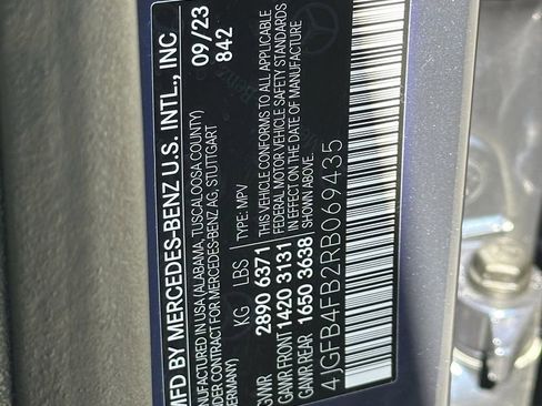 Certified 2024 Mercedes-Benz GLE 350 4MATIC image 37